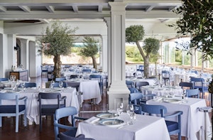 Blue Moon Restaurant