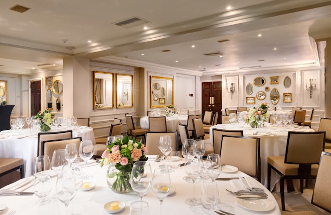 Private Dinner in St. James Suite