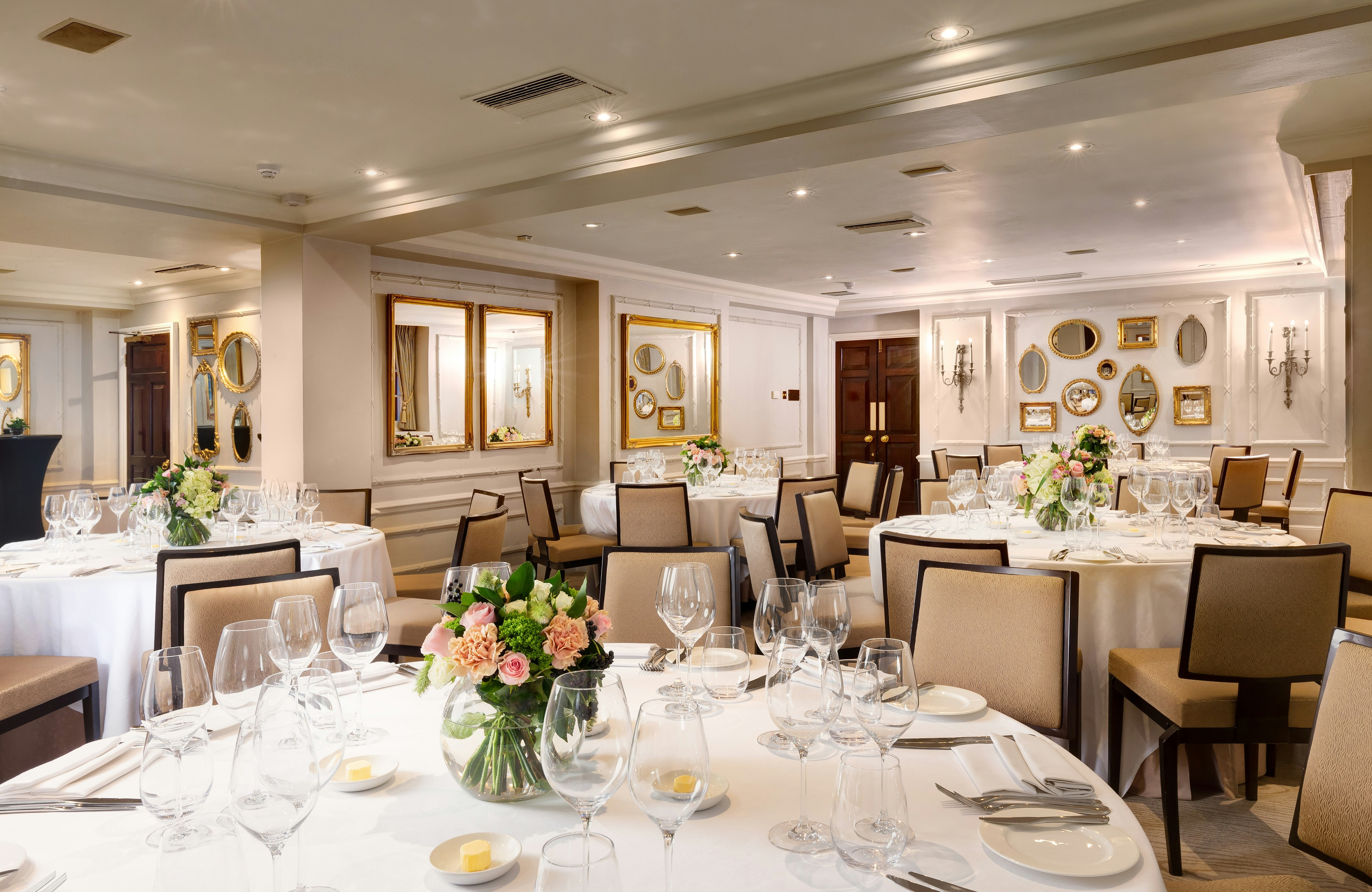 Private Dinner in St. James Suite