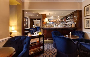 DUKES Bar