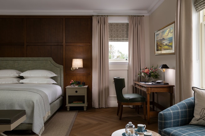 Courtyard Suite - Bedroom