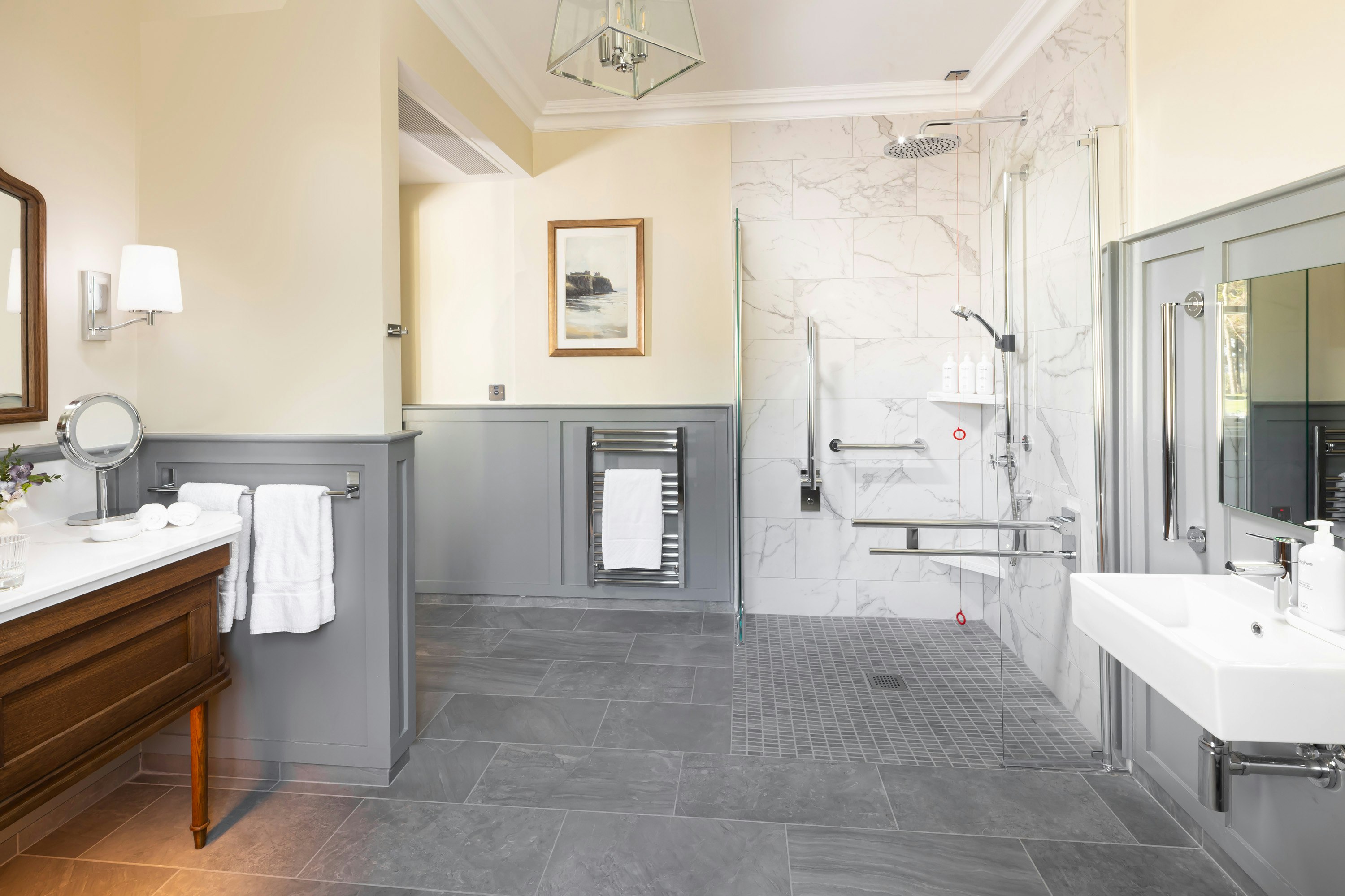 Garden Accessible Suite - Bathroom