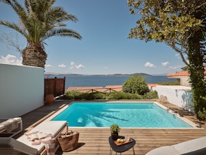 Two Bedroom Bungalow - Pool