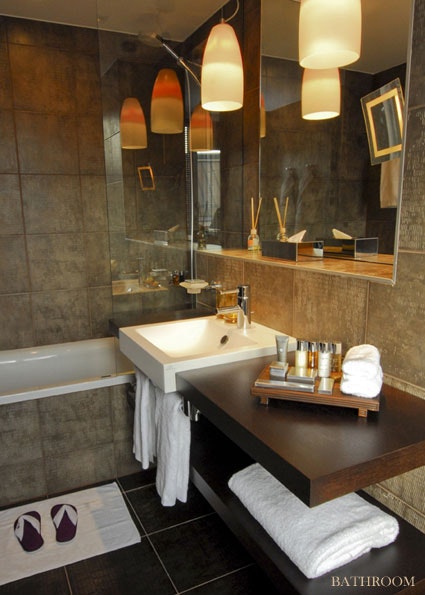 Superior Room Bathroom