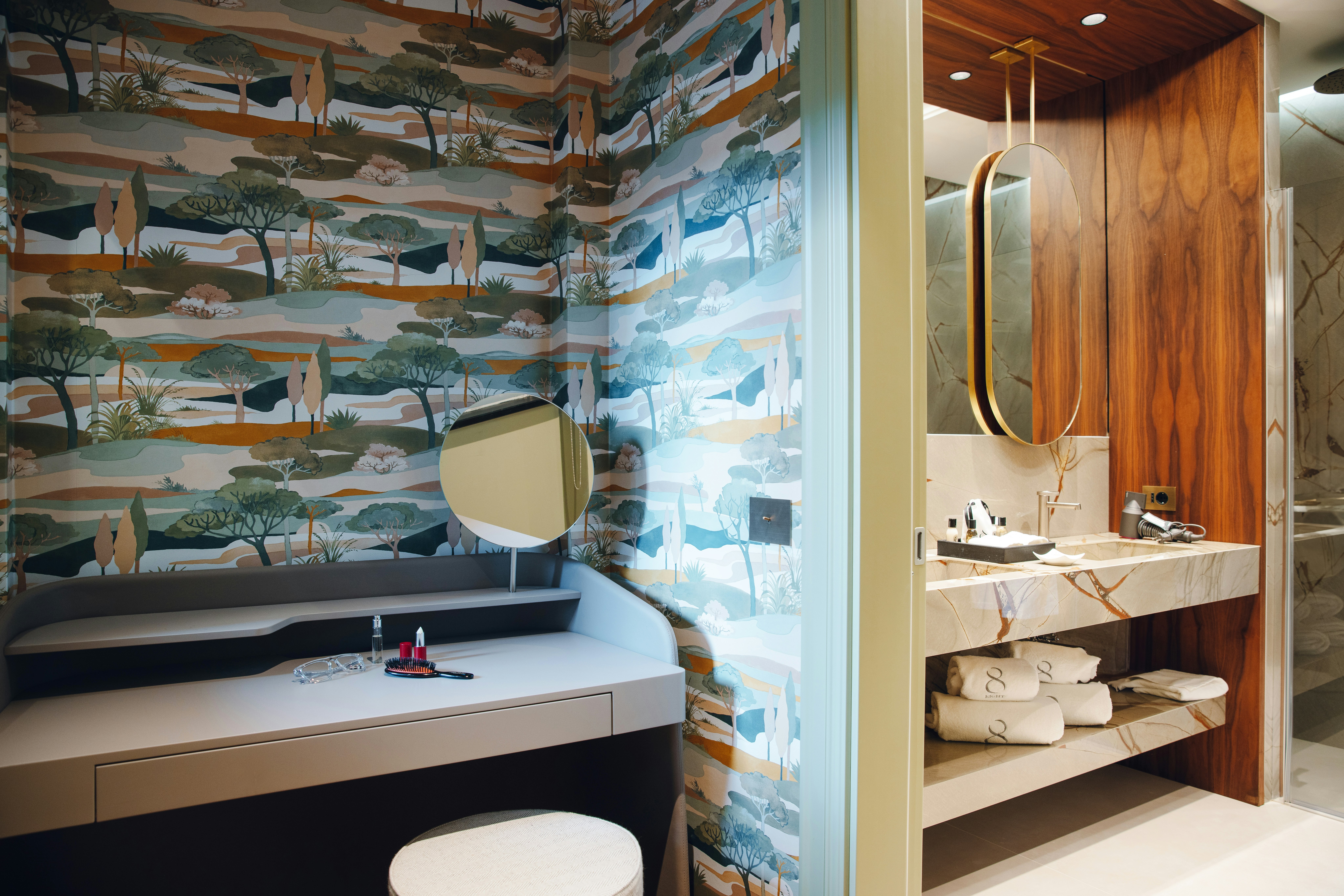 Deluxe Room - Bathroom