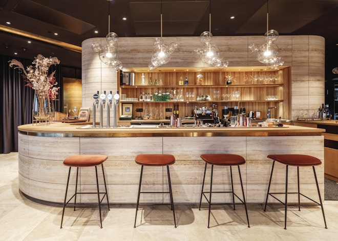 RE-NAA Restaurant