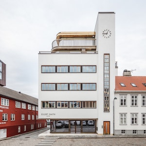Eilert Smith Exterior
