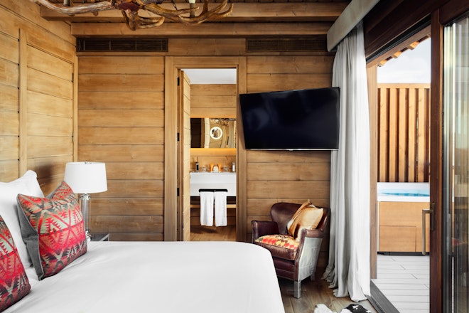 Lodge Suite