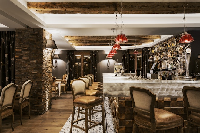 El Lodge Bar