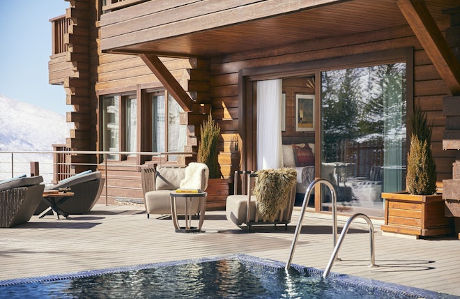 Lodge Premium Room Pool