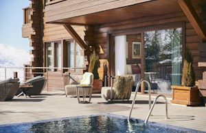 Lodge Premium Room Pool