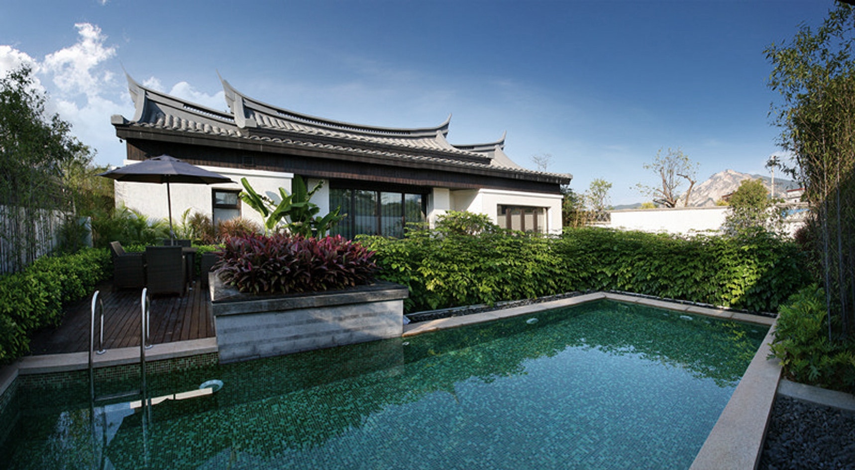 The Swimming Pool In The Floating Clouds Villa