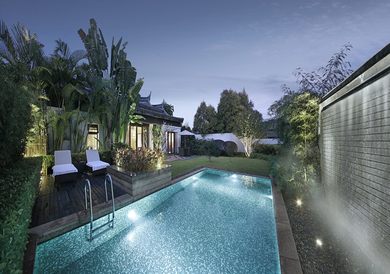 Cloud Gate Villa With Swimming Pool
