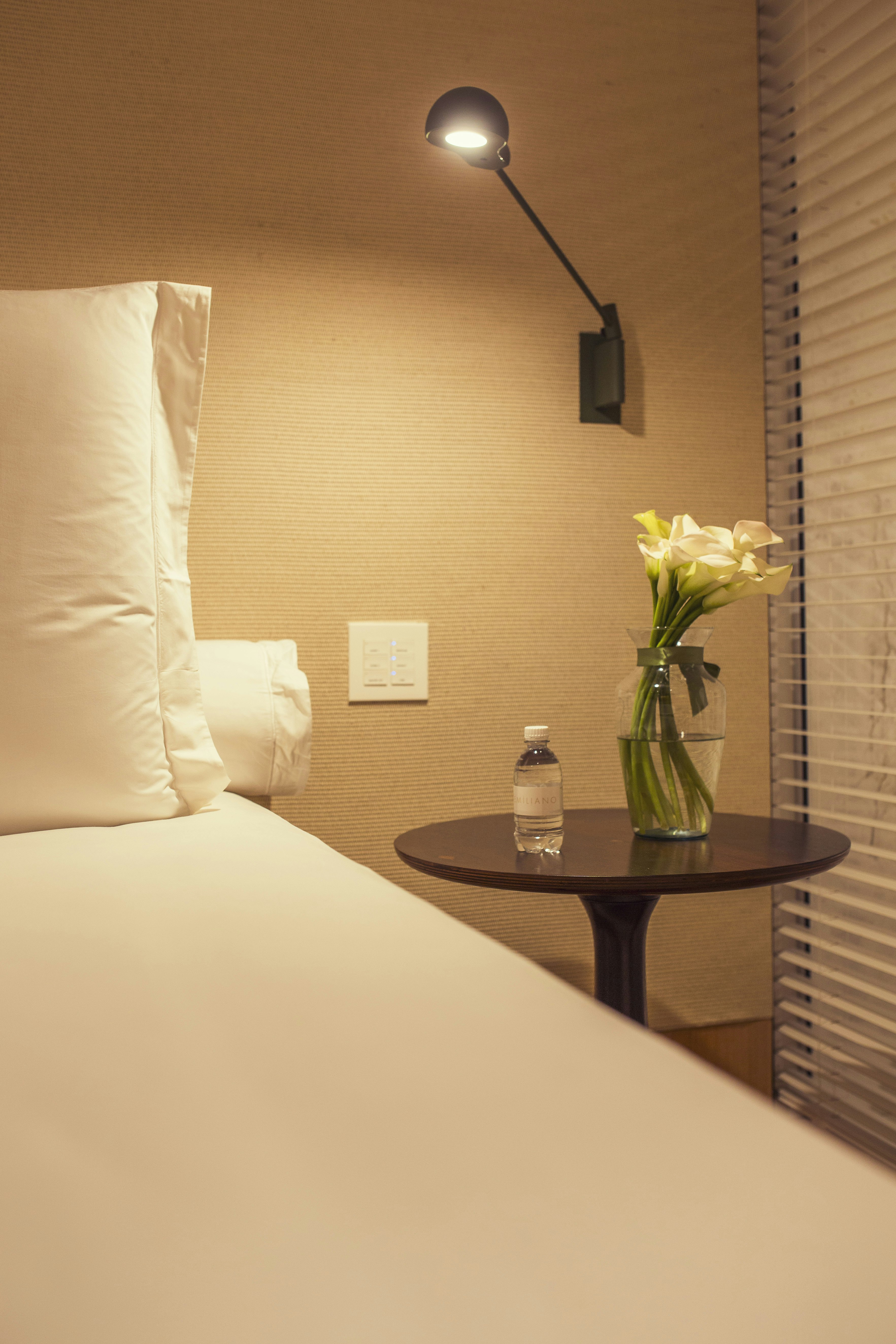 Deluxe King Courtyard