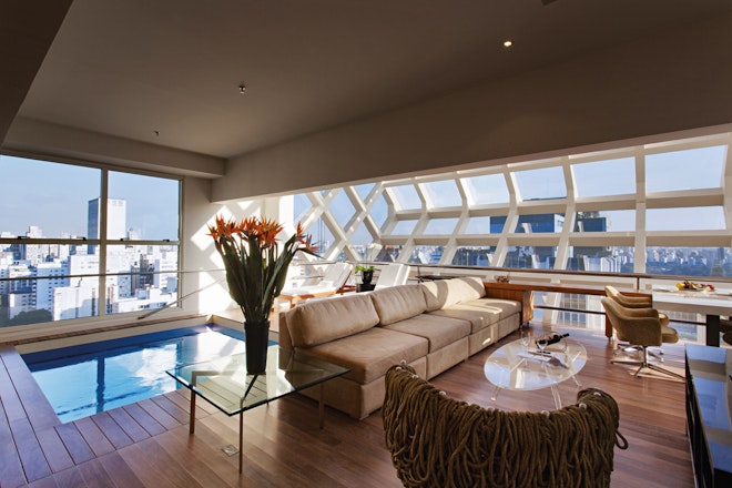 Cubo Suite - Living Area & Pool