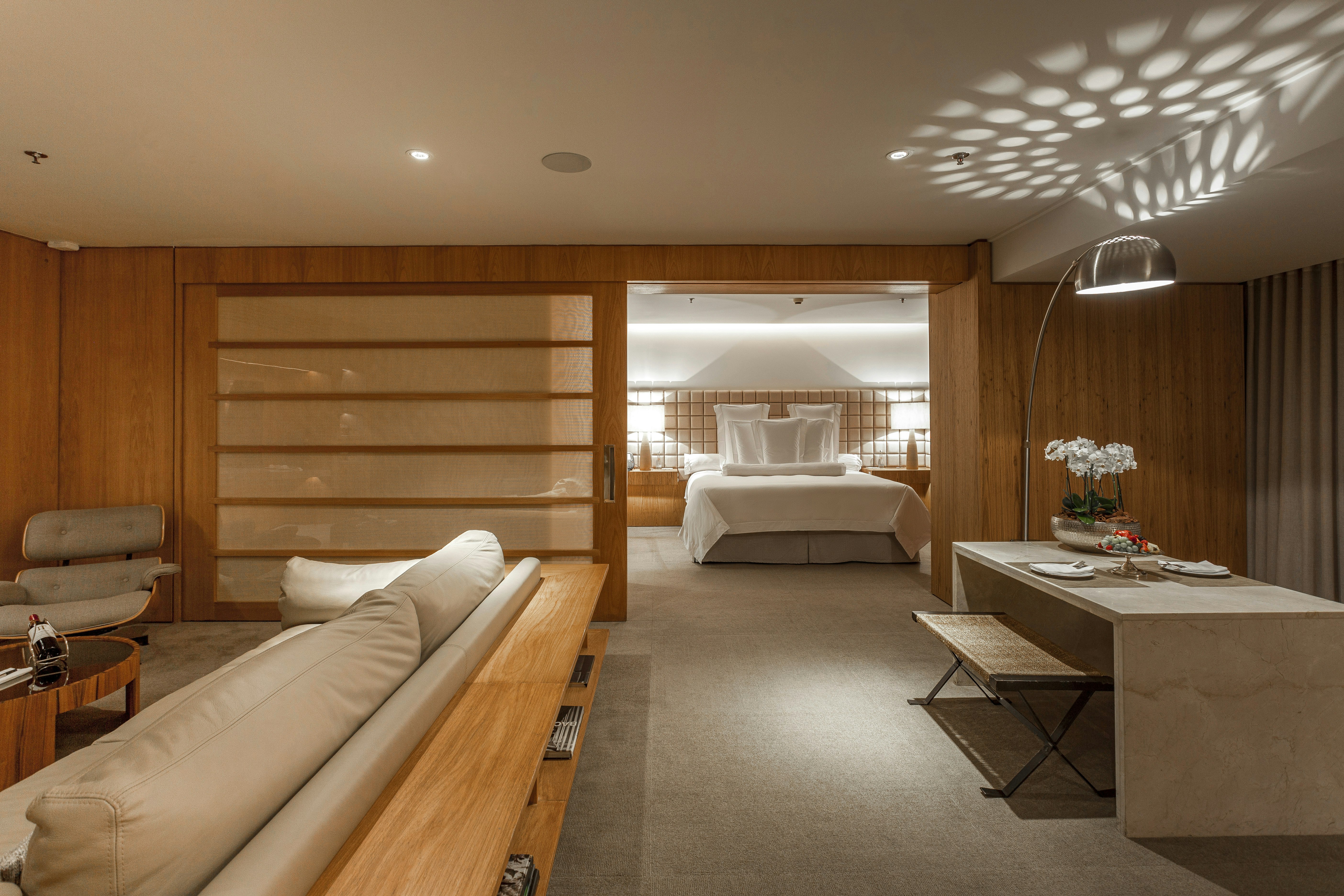 Emiliano Suite - Living & Dining Area