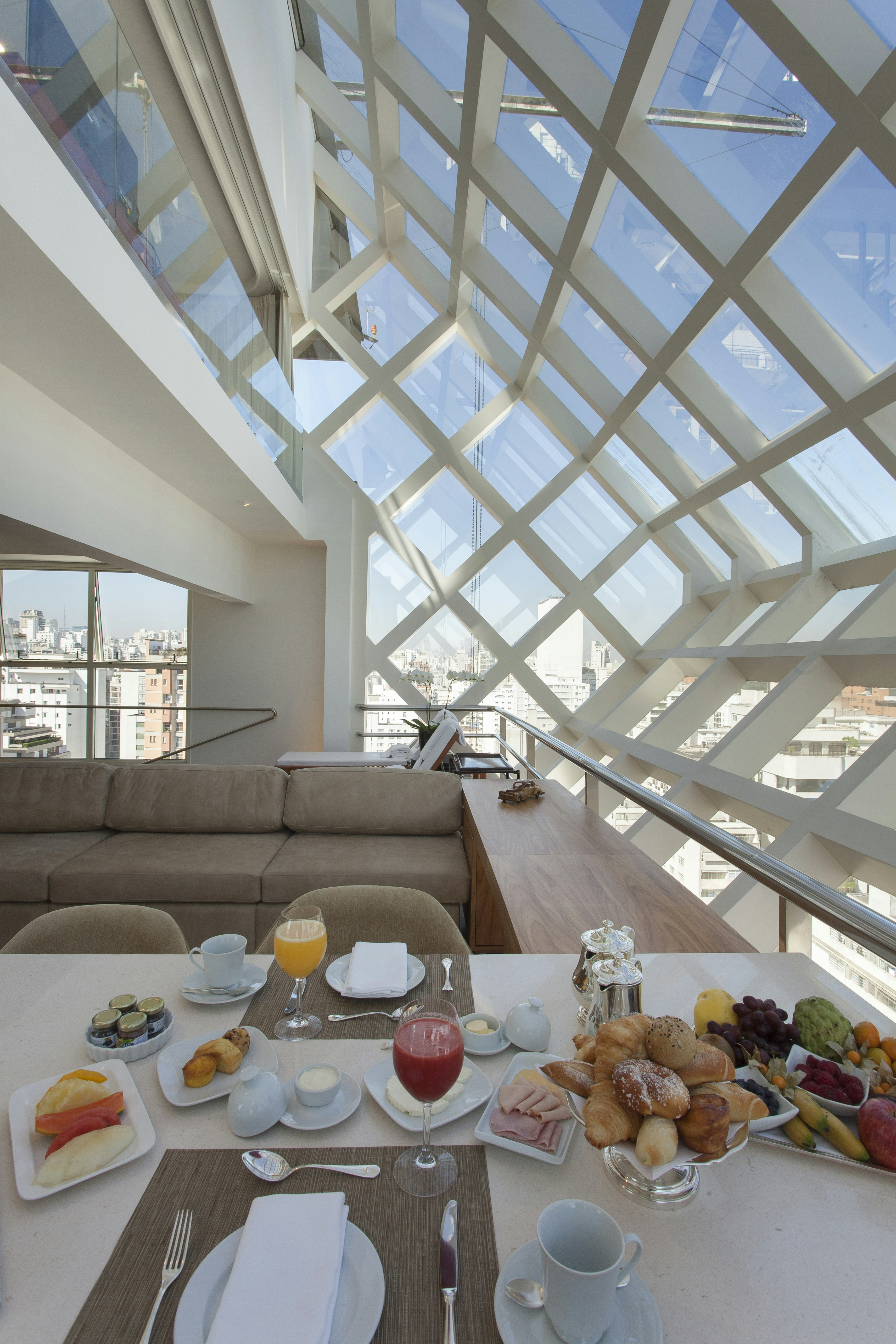 Cubo Suite - Dining Area