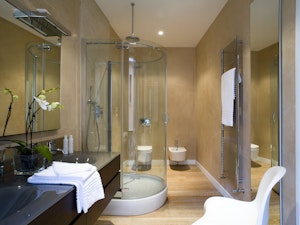 Bathroom Suite Fashion