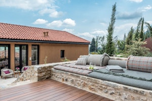 Byzantium Suite Outside Rest Area