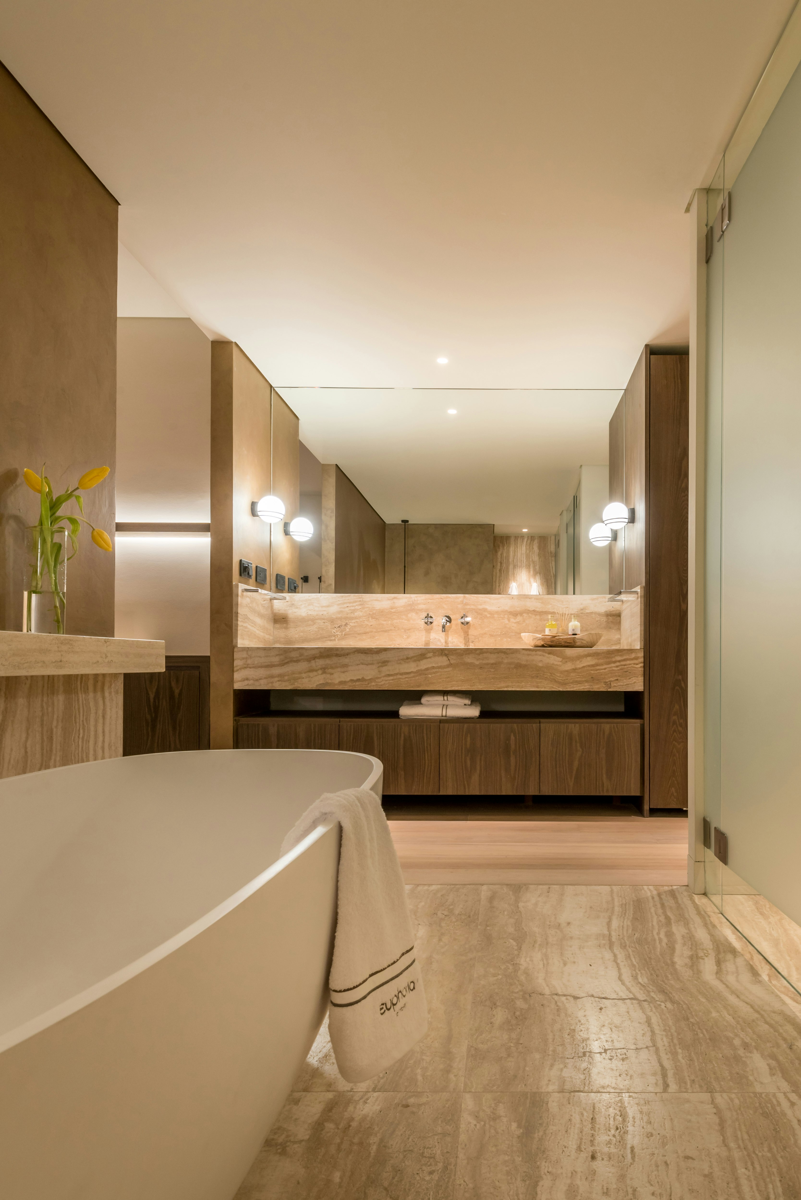 Executive Suite Bathroom With Tub