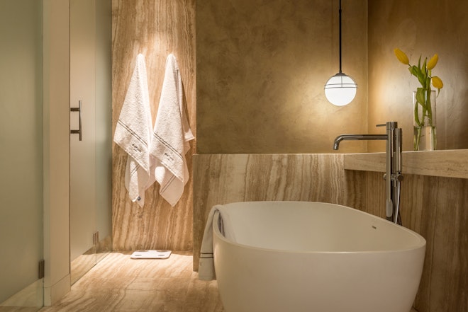 Executive Suite Bathroom With Tub