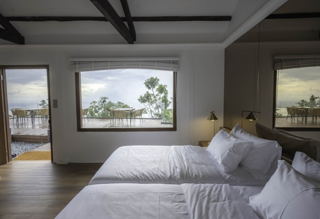 Tiger Orchid - Bedroom