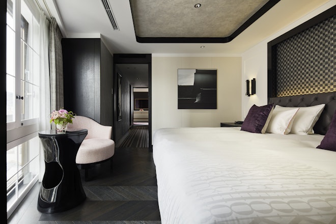 Fauchon Suite King Heritage View - Bedroom Day