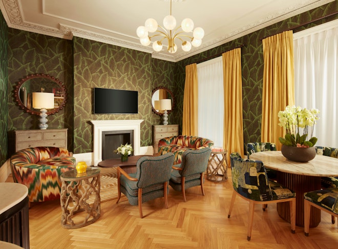 Three bedroom suite living room