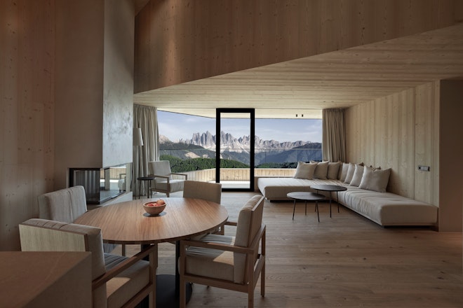 Penthouse - Living & Dining Area