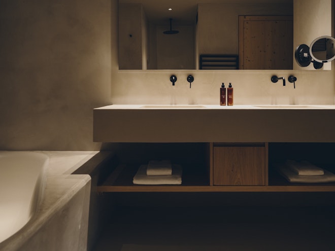 Tower Suite - Bathroom