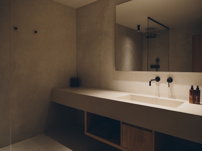 Suite - Bathroom