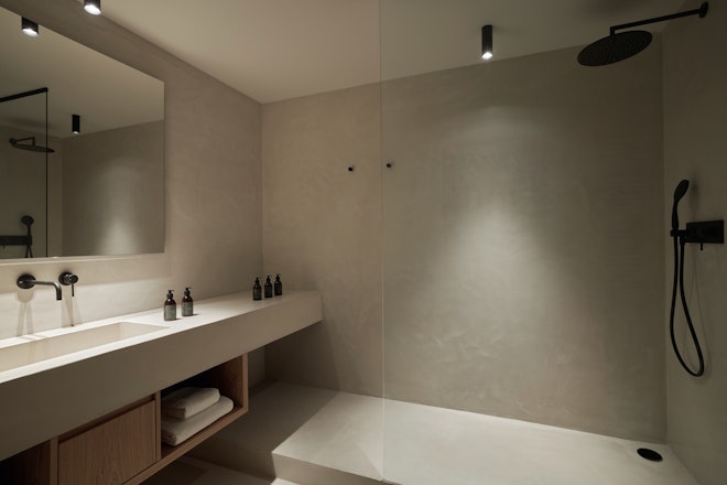 Suite - Bathroom