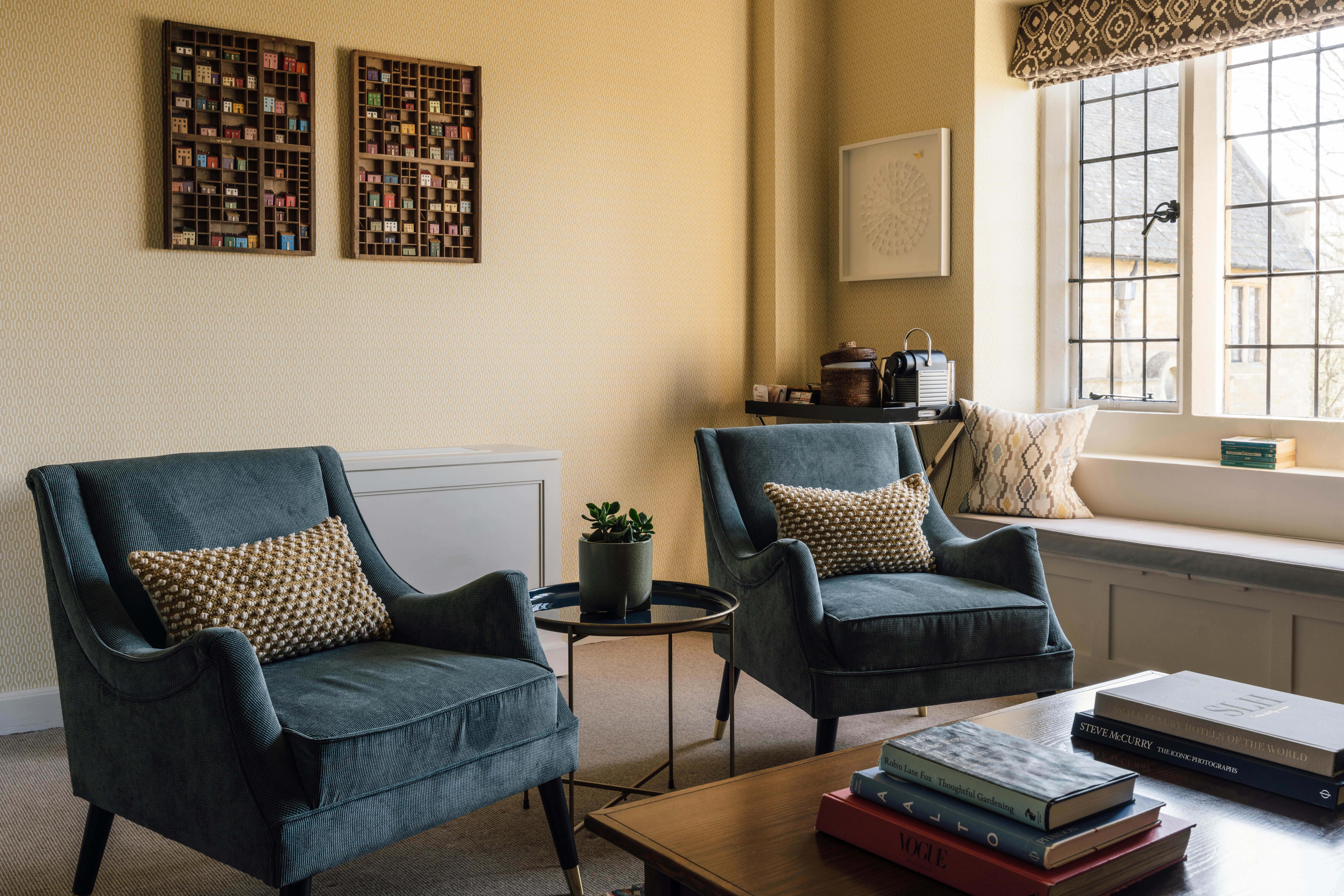 Hazel Suite - Living Area