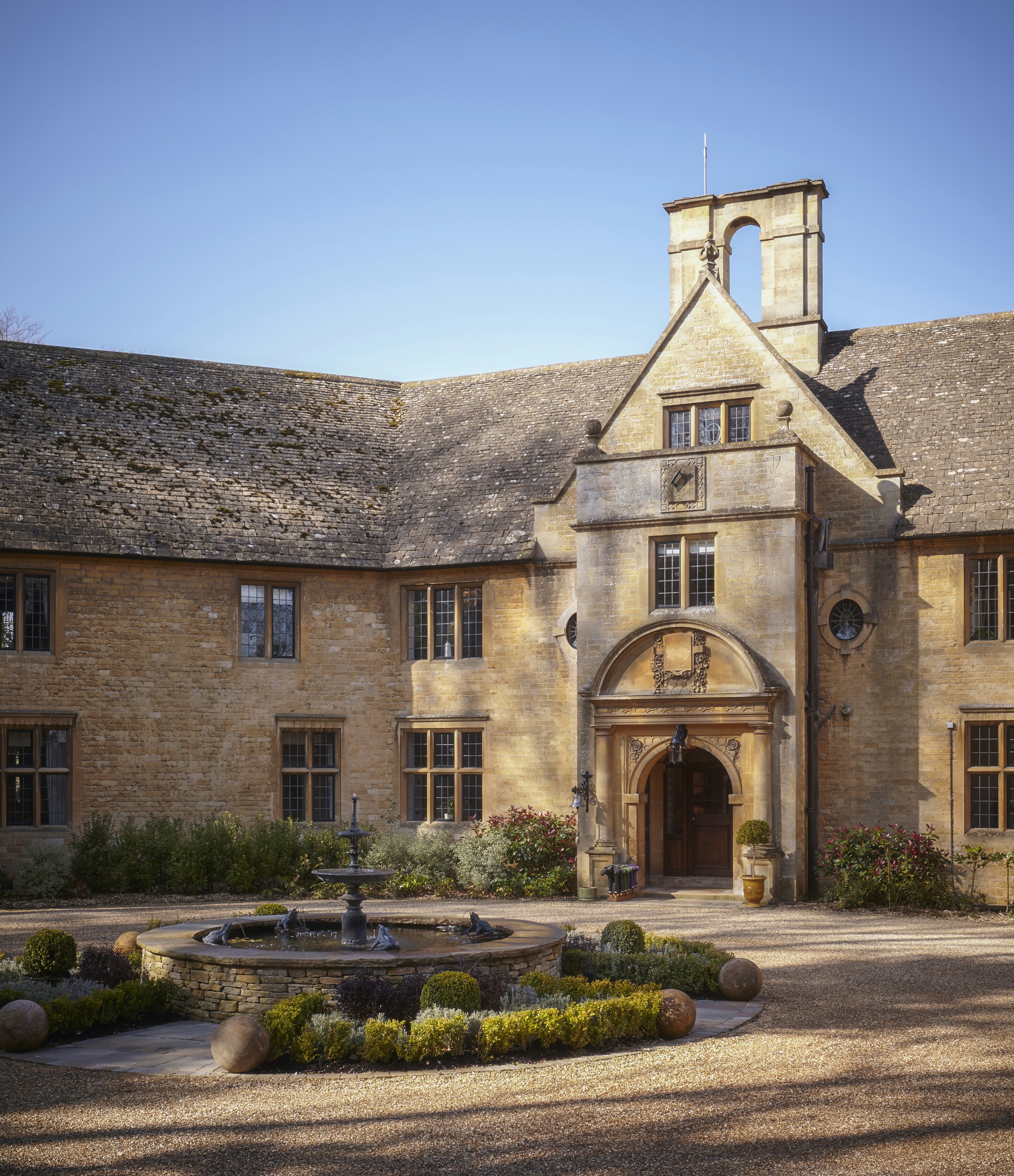 Foxhill Manor Exterior