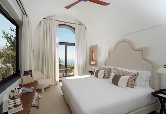 Deluxe Terrace - Bedroom