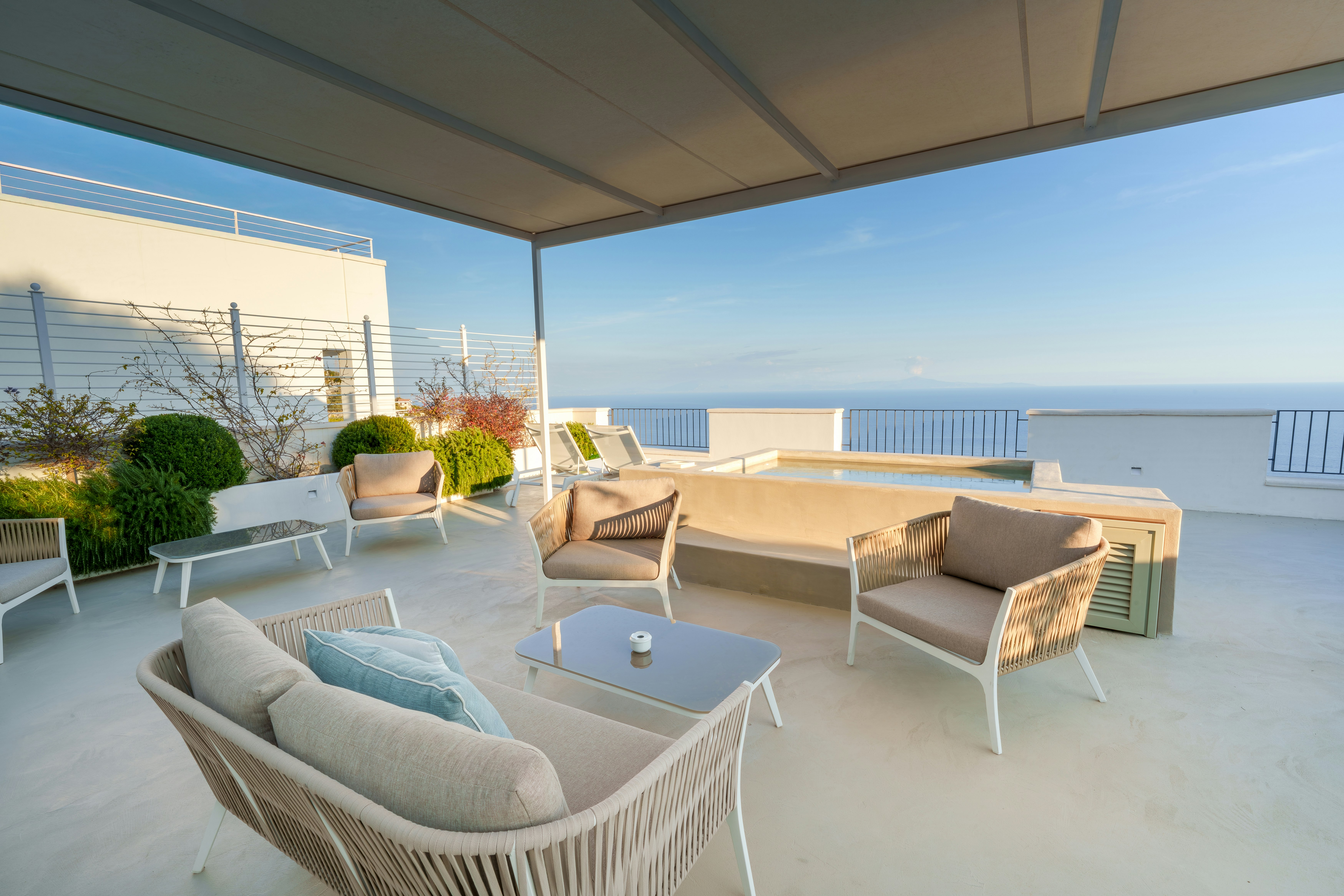 Luxury Suite Jacuzzi - Terrace