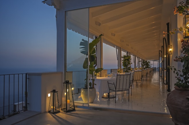 Bluh Fine Dining Restaurant