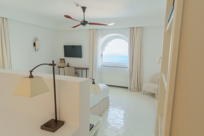 Luxury Deluxe Terrace - Bedroom