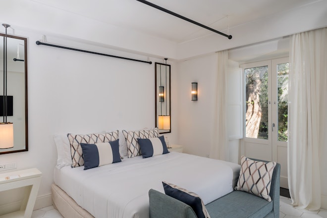 Luxury Deluxe Terrace - Bedroom
