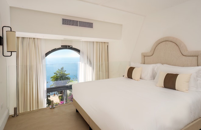 Junior Suite - Bedroom
