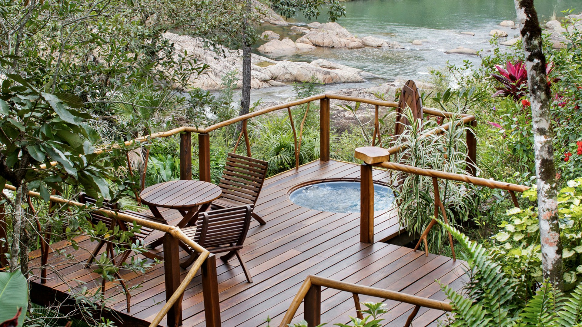 Gaïa Riverside Villa Jacuzzi