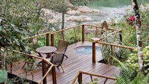 Gaïa Riverside Villa Jacuzzi