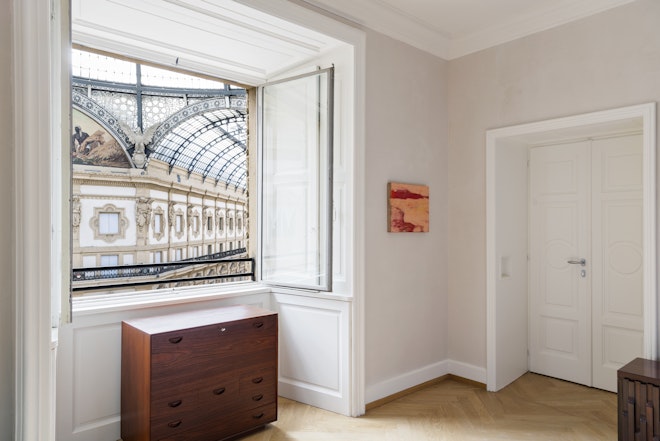 Grand Gallery Room - Room Details