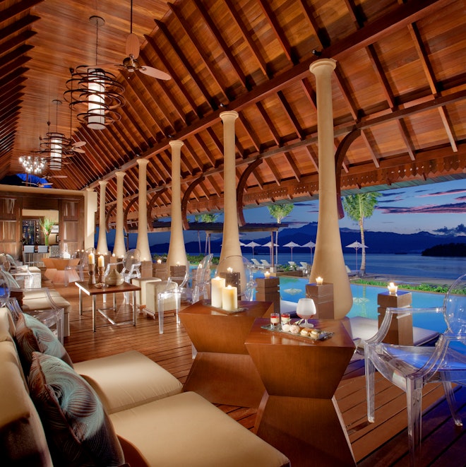 Pool Bar Lounge