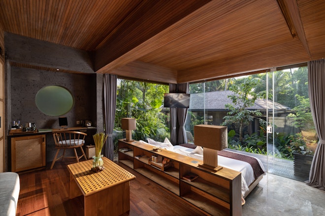 Grand Deluxe Terrace Garden View - Living Area