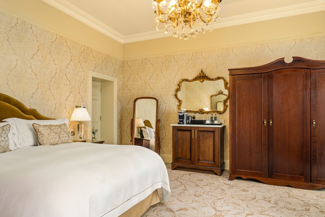 Abbey Suite - Bedroom