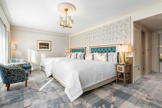 Superior Family Room - Bedroom