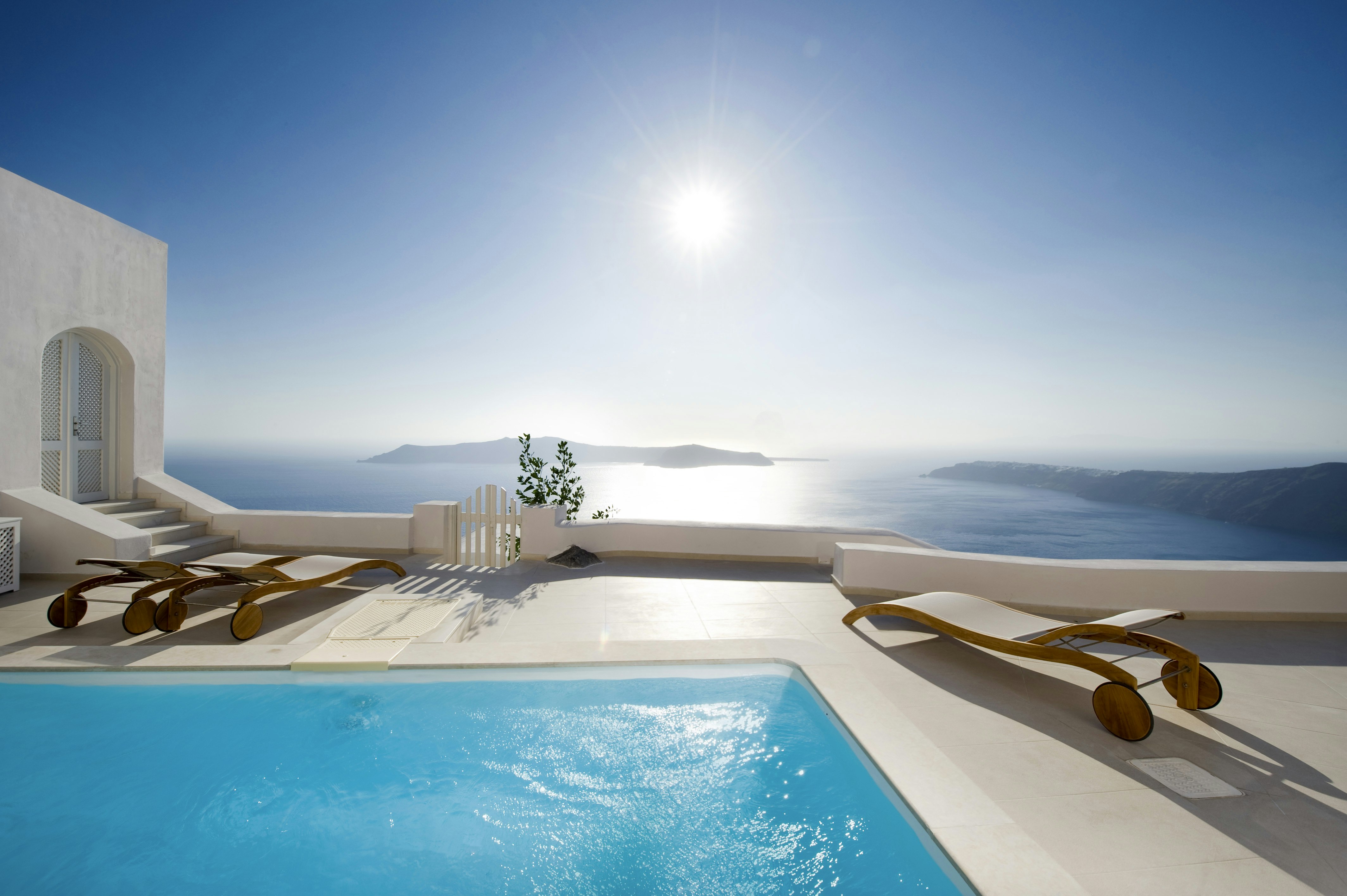 Deluxe Suite Private Terrace With Pool - Sunbeds & Caldera Views