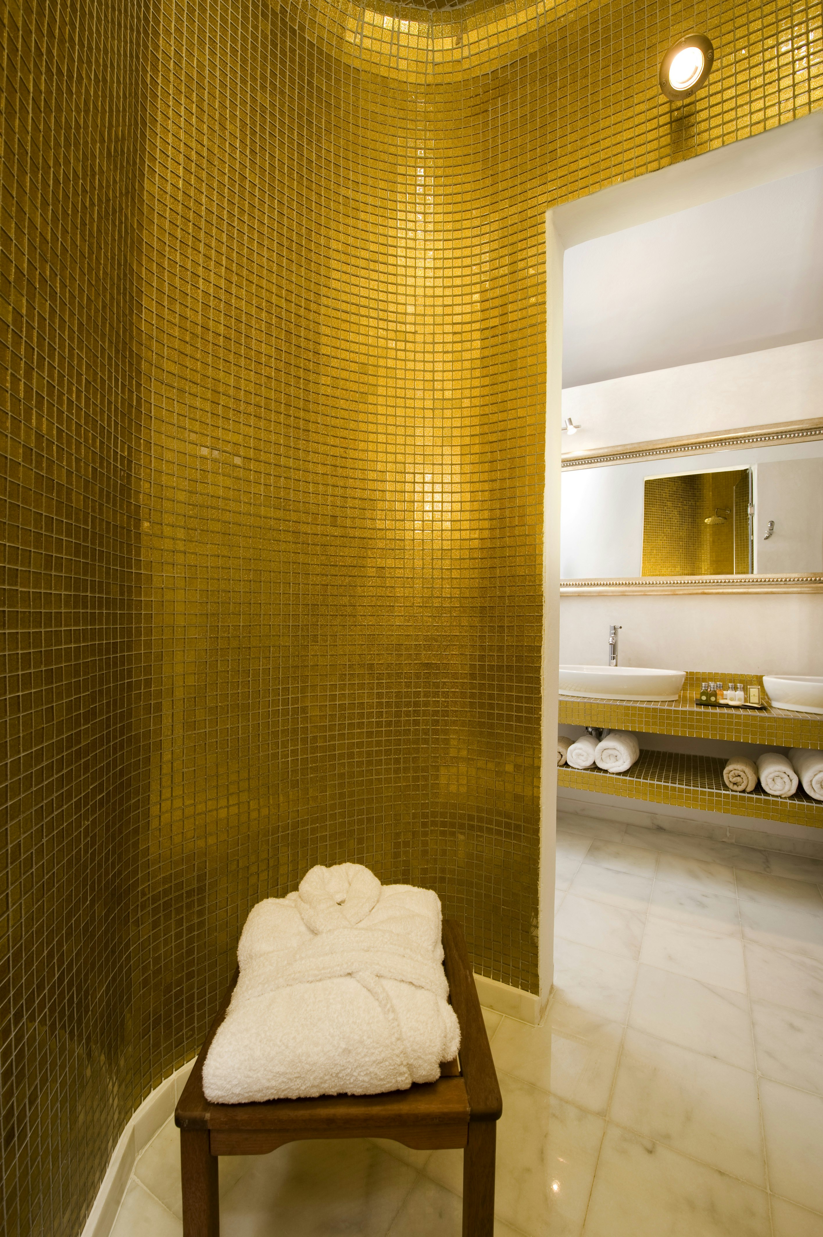 Grand Suite Bathroom