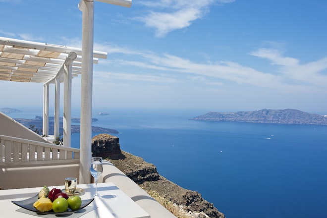 Gold Suites Caldera view